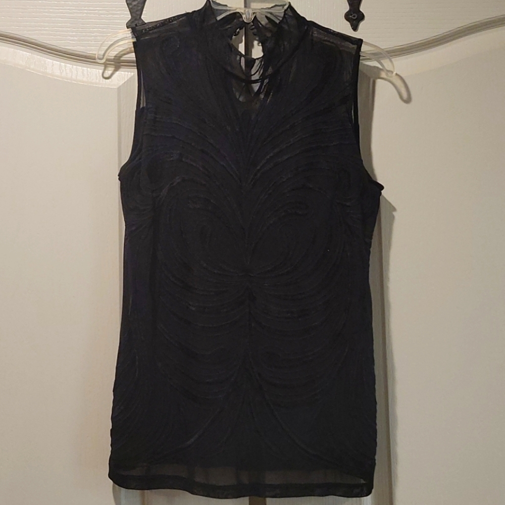 Sleeveless blouse